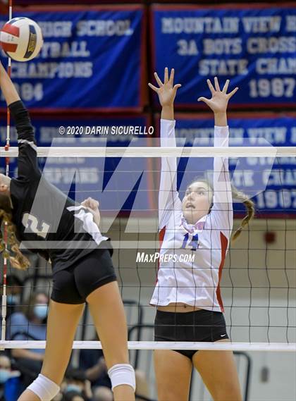 Thumbnail 3 in Queen Creek vs Mountain View (AIA 6A Round 1 Playoff)  photogallery.