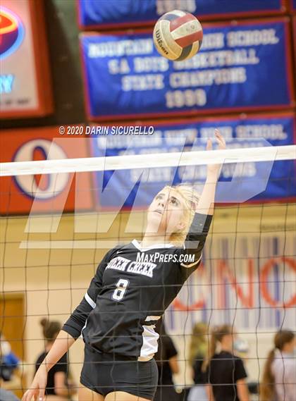 Thumbnail 1 in Queen Creek vs Mountain View (AIA 6A Round 1 Playoff)  photogallery.
