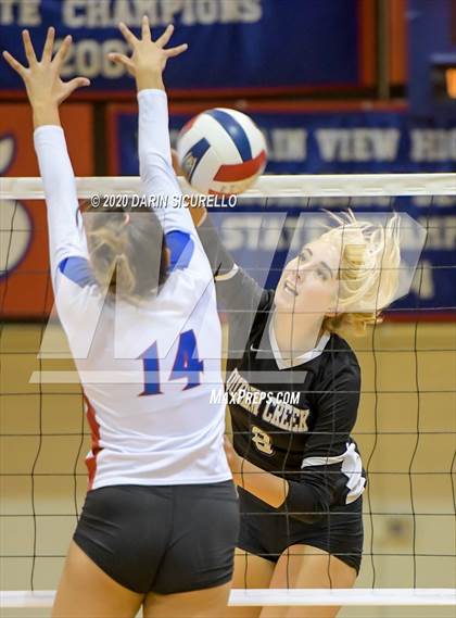 Thumbnail 3 in Queen Creek vs Mountain View (AIA 6A Round 1 Playoff)  photogallery.