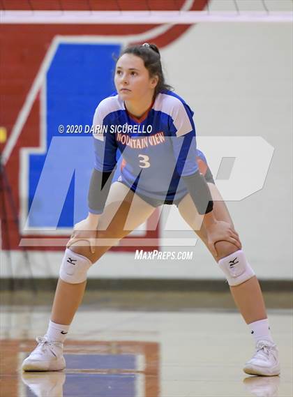 Thumbnail 1 in Queen Creek vs Mountain View (AIA 6A Round 1 Playoff)  photogallery.