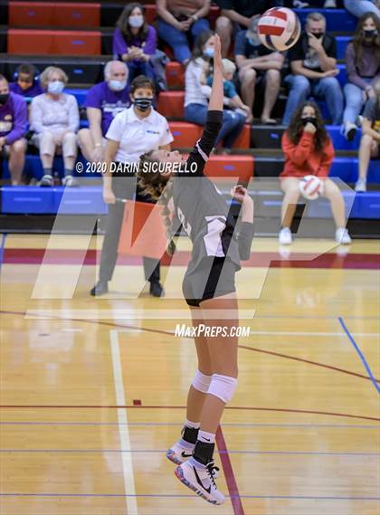 Thumbnail 1 in Queen Creek vs Mountain View (AIA 6A Round 1 Playoff)  photogallery.