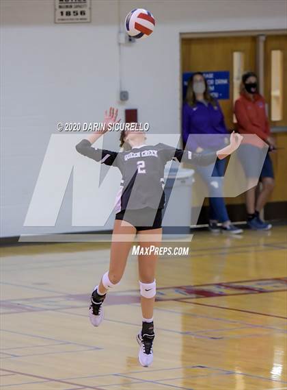 Thumbnail 1 in Queen Creek vs Mountain View (AIA 6A Round 1 Playoff)  photogallery.