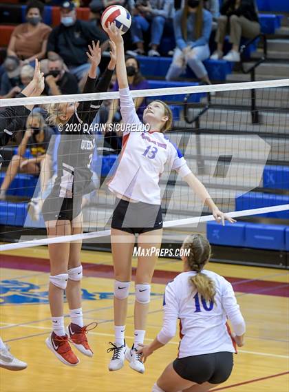 Thumbnail 2 in Queen Creek vs Mountain View (AIA 6A Round 1 Playoff)  photogallery.