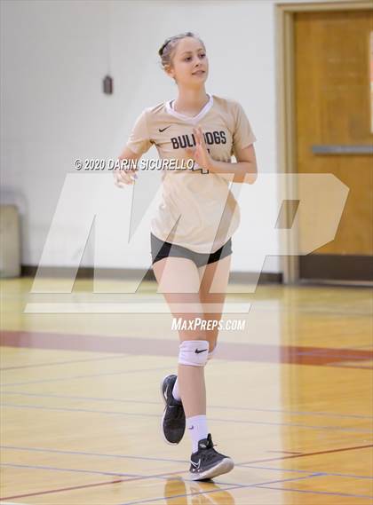 Thumbnail 2 in Queen Creek vs Mountain View (AIA 6A Round 1 Playoff)  photogallery.