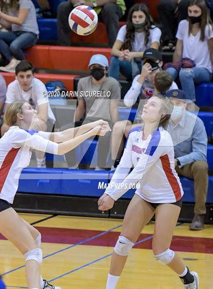 Thumbnail 1 in Queen Creek vs Mountain View (AIA 6A Round 1 Playoff)  photogallery.
