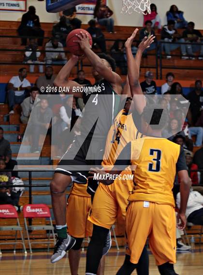 Thumbnail 2 in Greensboro Day vs. Gray Collegiate Academy (Chick-Fil-A Classic) photogallery.