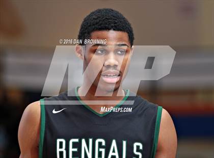 Thumbnail 2 in Greensboro Day vs. Gray Collegiate Academy (Chick-Fil-A Classic) photogallery.