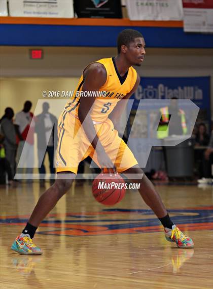Thumbnail 2 in Greensboro Day vs. Gray Collegiate Academy (Chick-Fil-A Classic) photogallery.