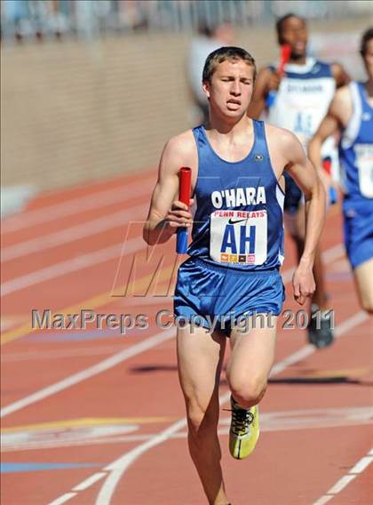 Thumbnail 3 in 117th Penn Relays (Boys 4x800m Small Schools Race 302) photogallery.