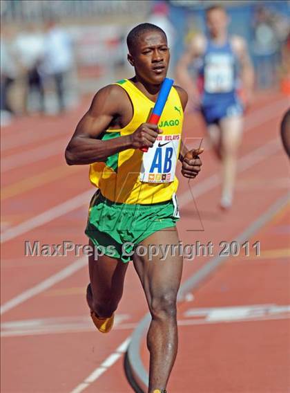 Thumbnail 1 in 117th Penn Relays (Boys 4x800m Small Schools Race 302) photogallery.