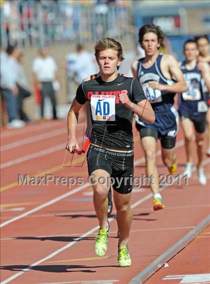 Thumbnail 1 in 117th Penn Relays (Boys 4x800m Small Schools Race 302) photogallery.
