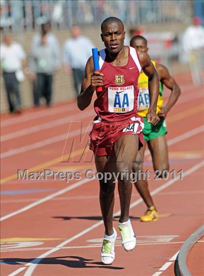 Thumbnail 2 in 117th Penn Relays (Boys 4x800m Small Schools Race 302) photogallery.