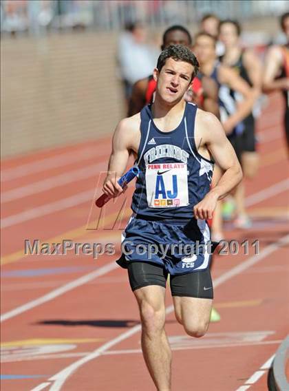 Thumbnail 1 in 117th Penn Relays (Boys 4x800m Small Schools Race 302) photogallery.