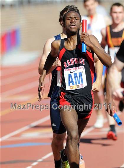 Thumbnail 3 in 117th Penn Relays (Boys 4x800m Small Schools Race 302) photogallery.