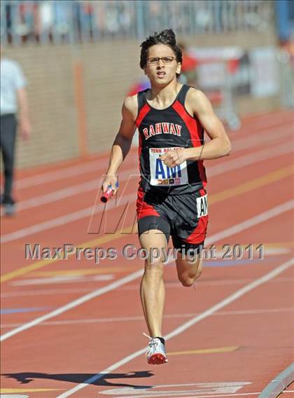 Thumbnail 1 in 117th Penn Relays (Boys 4x800m Small Schools Race 302) photogallery.