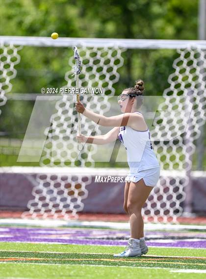 Thumbnail 2 in Patriot vs. Battlefield  (Class 6 Regional Final) photogallery.