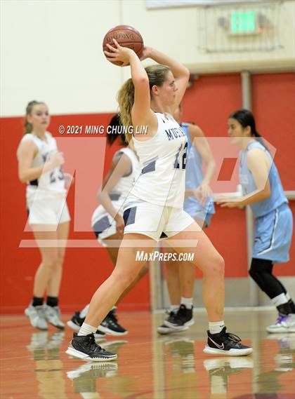 Thumbnail 2 in Dana Hills vs. Trabuco Hills (North South Tournament) photogallery.