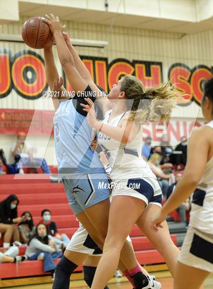 Thumbnail 3 in Dana Hills vs. Trabuco Hills (North South Tournament) photogallery.