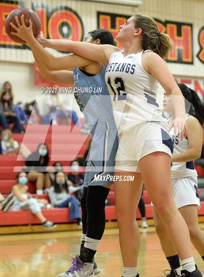 Thumbnail 2 in Dana Hills vs. Trabuco Hills (North South Tournament) photogallery.