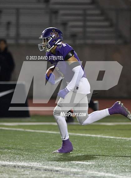 Thumbnail 1 in Soquel vs. Jurupa Hills (CIF State D4AA Final) photogallery.