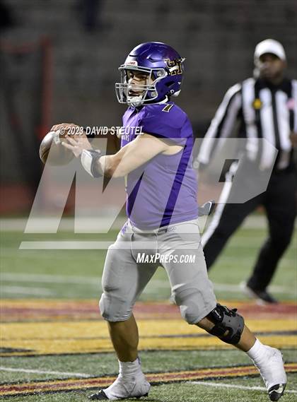 Thumbnail 3 in Soquel vs. Jurupa Hills (CIF State D4AA Final) photogallery.