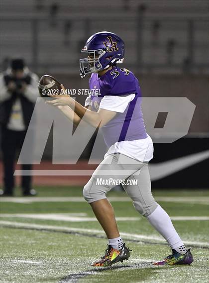 Thumbnail 3 in Soquel vs. Jurupa Hills (CIF State D4AA Final) photogallery.