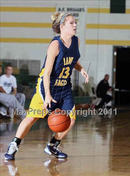 Thumbnail 3 in Seymour @ Knoxville Catholic (Pilot Food-Mart Invitational) photogallery.