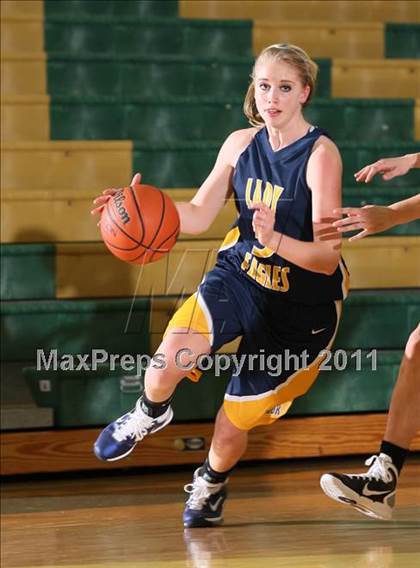 Thumbnail 2 in Seymour @ Knoxville Catholic (Pilot Food-Mart Invitational) photogallery.