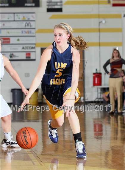 Thumbnail 3 in Seymour @ Knoxville Catholic (Pilot Food-Mart Invitational) photogallery.