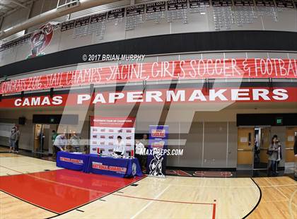 Thumbnail 3 in Camas Football (Tour of Champions) photogallery.