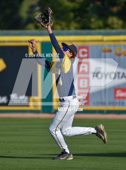 Thumbnail 2 in Long Beach Poly vs. Millikan photogallery.