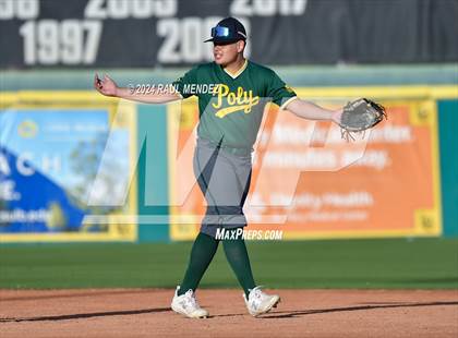 Thumbnail 1 in Long Beach Poly vs. Millikan photogallery.