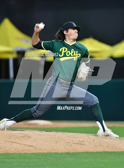 Thumbnail 3 in Long Beach Poly vs. Millikan photogallery.