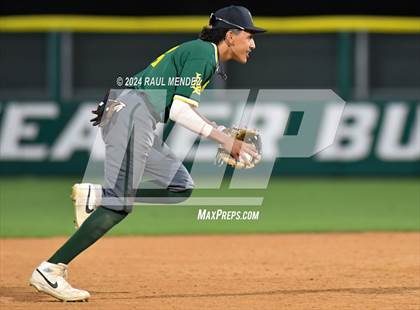 Thumbnail 3 in Long Beach Poly vs. Millikan photogallery.