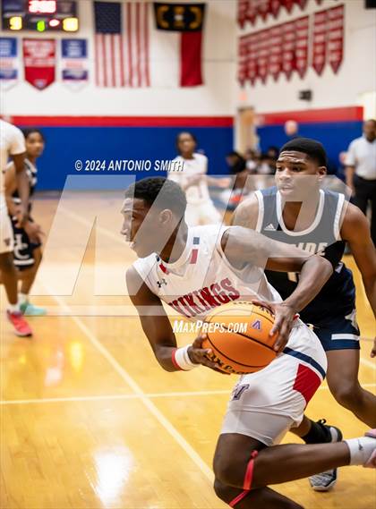 Thumbnail 1 in Henderson Collegiate @ Voyager (TNC 1A Semifinal) photogallery.