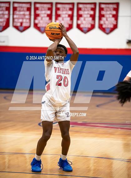 Thumbnail 1 in Henderson Collegiate @ Voyager (TNC 1A Semifinal) photogallery.