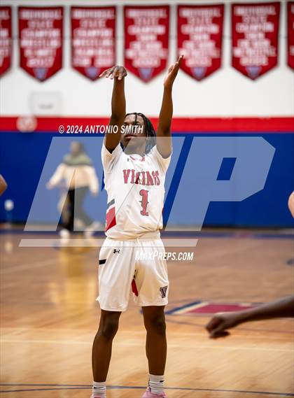 Thumbnail 1 in Henderson Collegiate @ Voyager (TNC 1A Semifinal) photogallery.