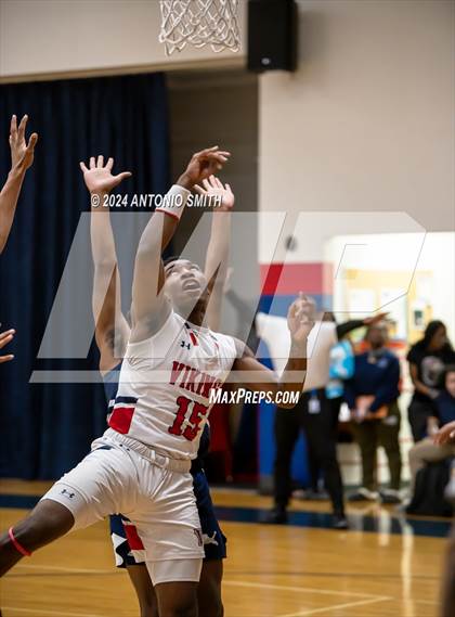 Thumbnail 3 in Henderson Collegiate @ Voyager (TNC 1A Semifinal) photogallery.
