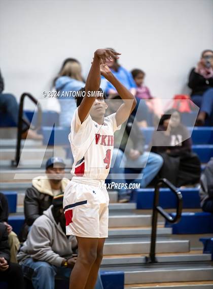 Thumbnail 2 in Henderson Collegiate @ Voyager (TNC 1A Semifinal) photogallery.
