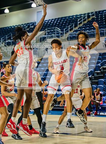 Thumbnail 2 in Bellaire vs. Yates (Houston ISD Tournament) photogallery.