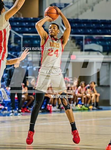 Thumbnail 2 in Bellaire vs. Yates (Houston ISD Tournament) photogallery.