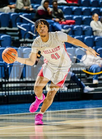 Thumbnail 1 in Bellaire vs. Yates (Houston ISD Tournament) photogallery.