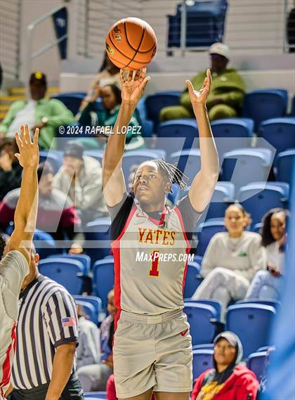 Thumbnail 1 in Bellaire vs. Yates (Houston ISD Tournament) photogallery.