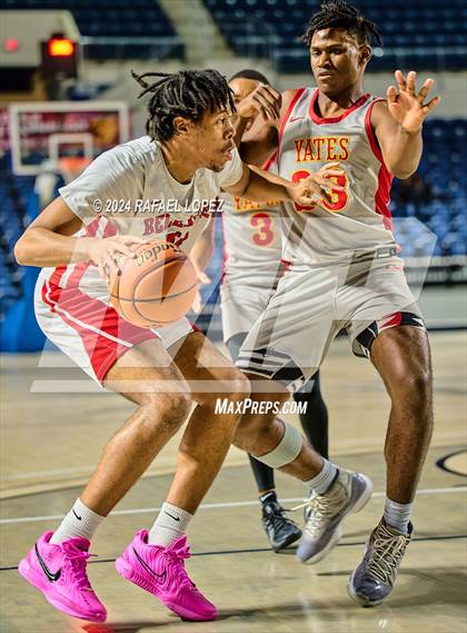 Thumbnail 2 in Bellaire vs. Yates (Houston ISD Tournament) photogallery.