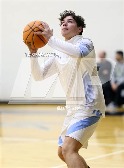 Thumbnail 2 in Horizon Honors vs Mohave (VCS Thanksgiving Tournament) photogallery.