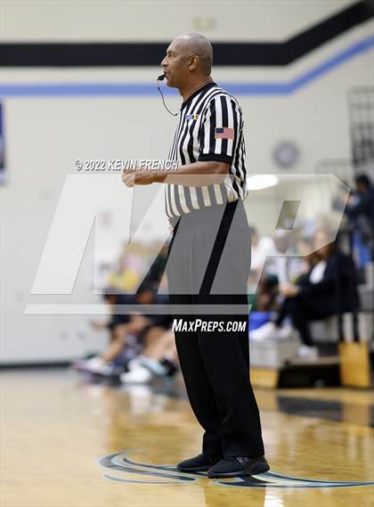Thumbnail 2 in Horizon Honors vs Mohave (VCS Thanksgiving Tournament) photogallery.