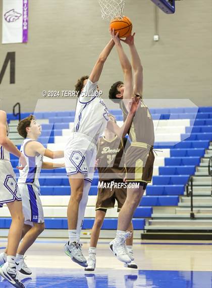 Thumbnail 3 in Davis @ Bingham (Sophomore) photogallery.