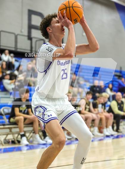 Thumbnail 3 in Davis @ Bingham (Sophomore) photogallery.