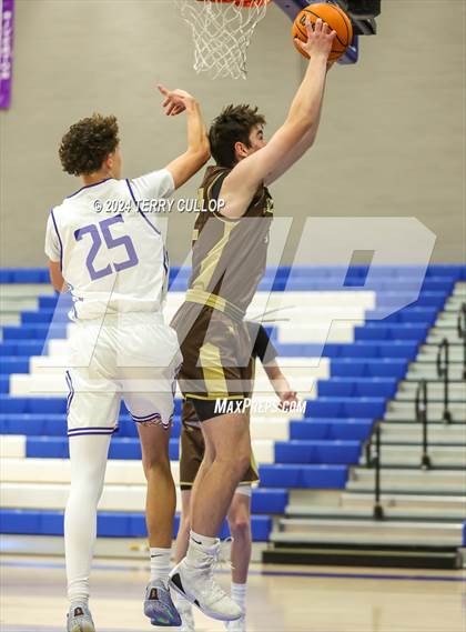 Thumbnail 1 in Davis @ Bingham (Sophomore) photogallery.