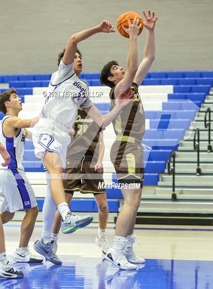 Thumbnail 1 in Davis @ Bingham (Sophomore) photogallery.